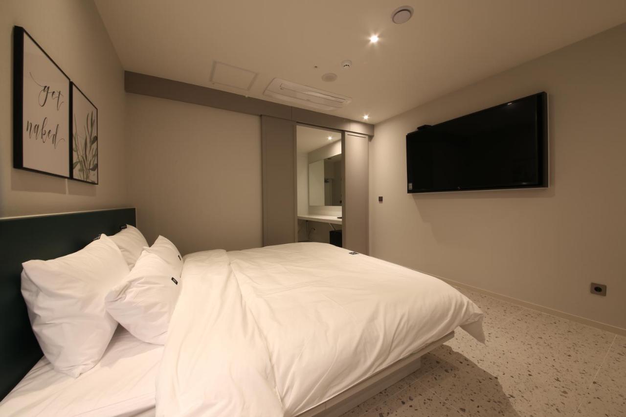 Zam101 Hotel Gimhae Экстерьер фото