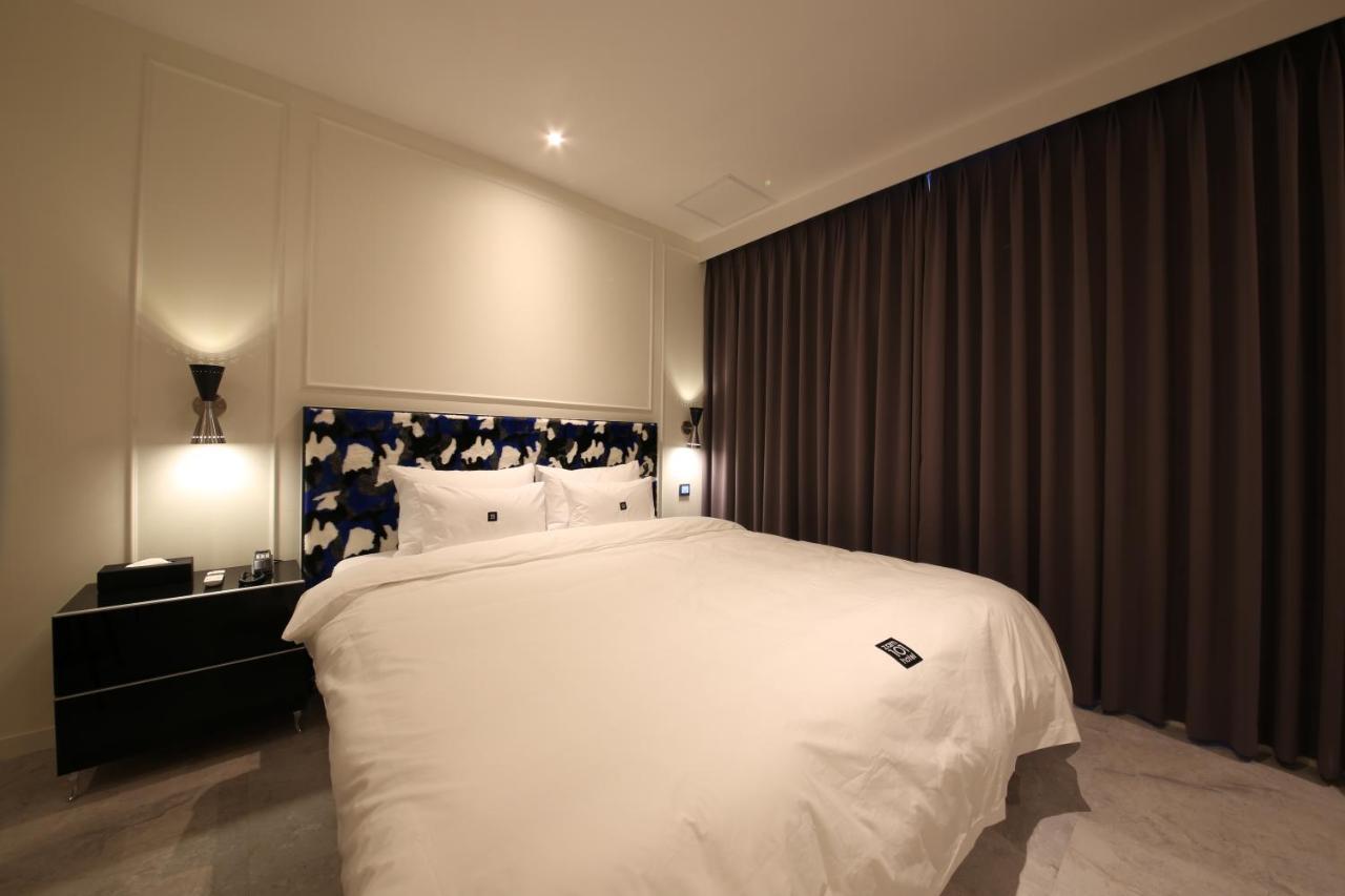Zam101 Hotel Gimhae Экстерьер фото