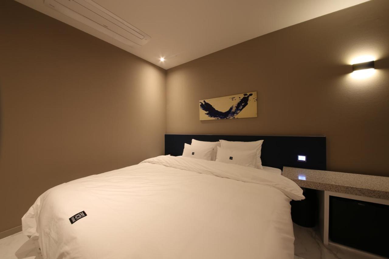 Zam101 Hotel Gimhae Экстерьер фото